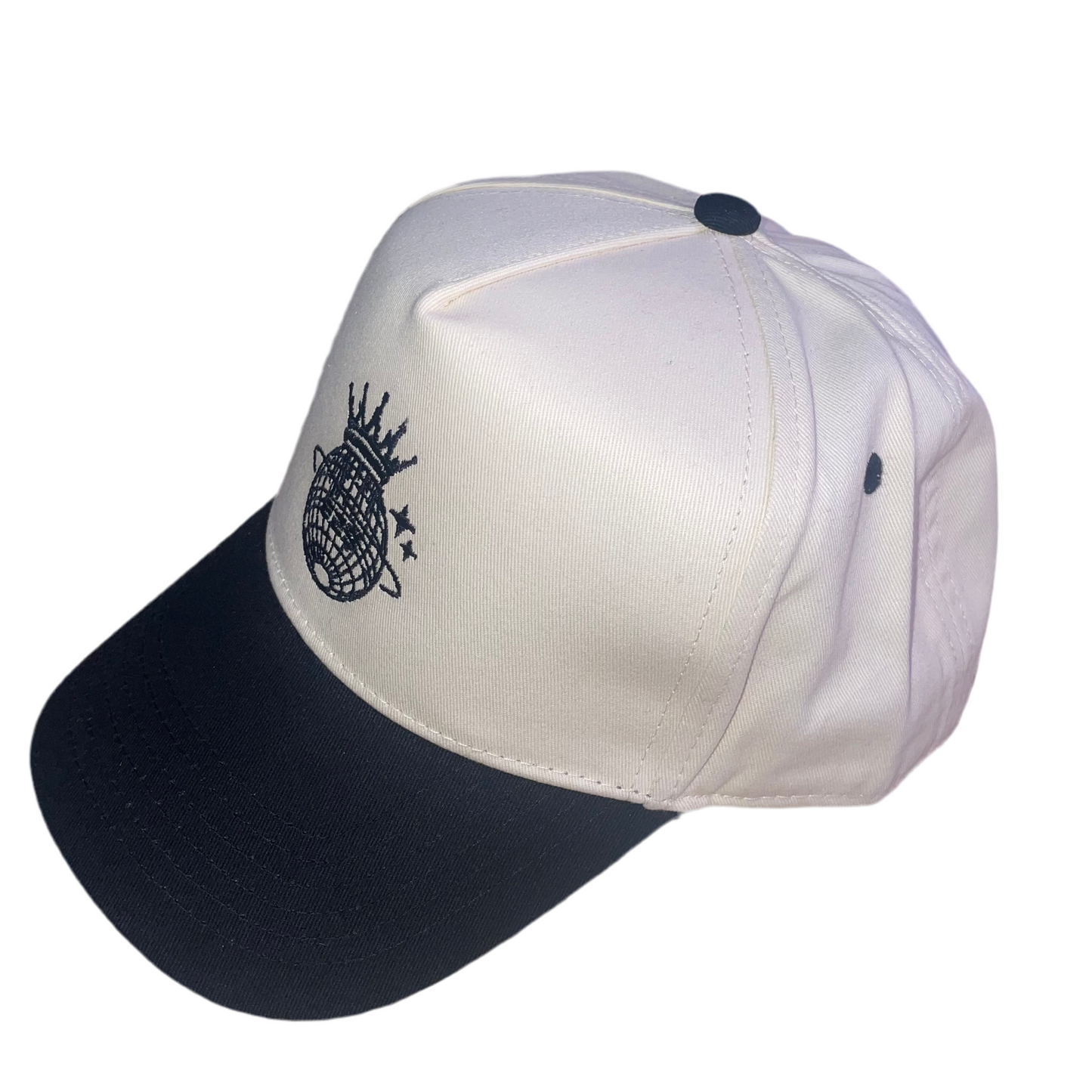 “Crown Globe Embroidered Hat – Classic White & Black Snapback”